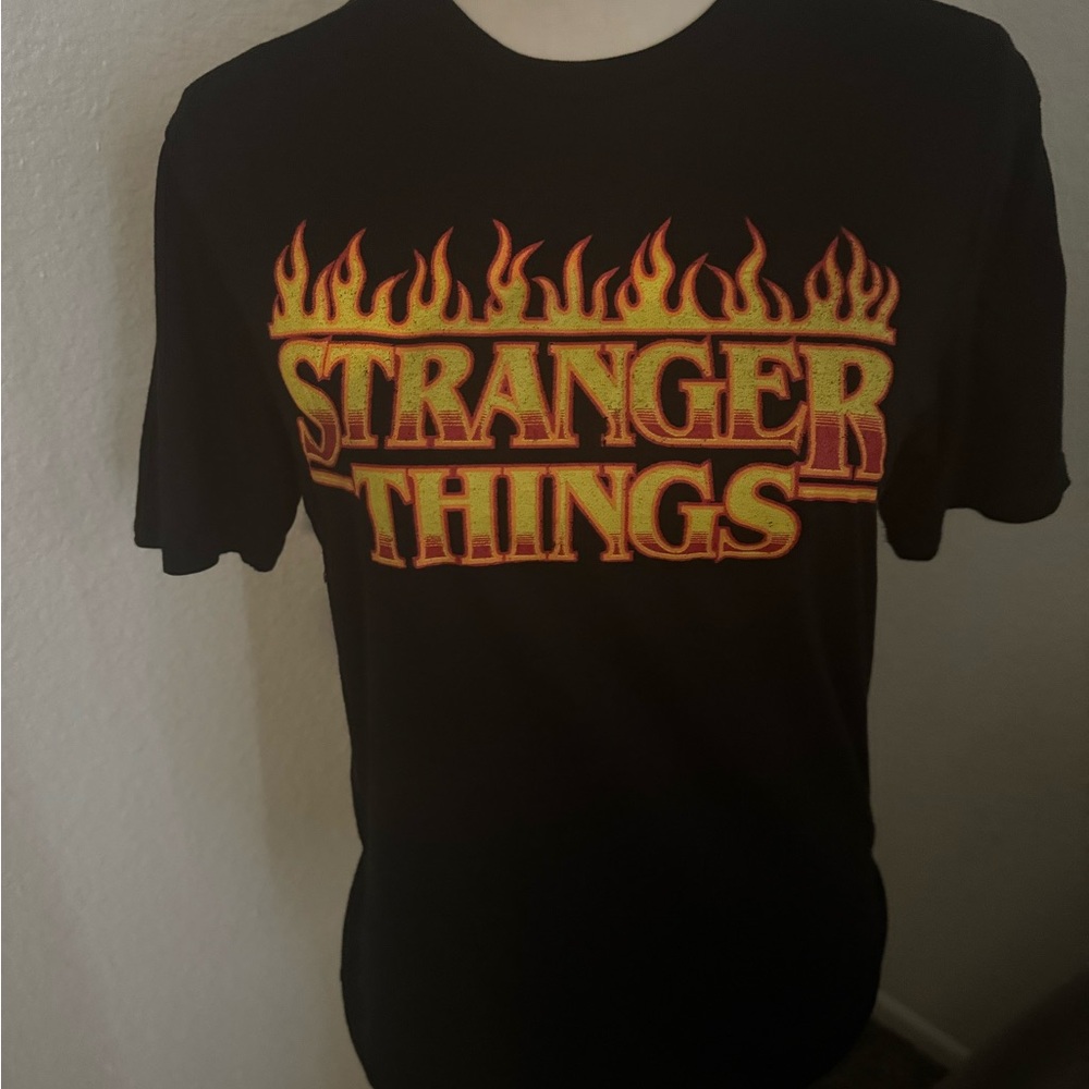 Stranger Things Graphic Tee | Black Netflix T-Shirt | Size Small | New
